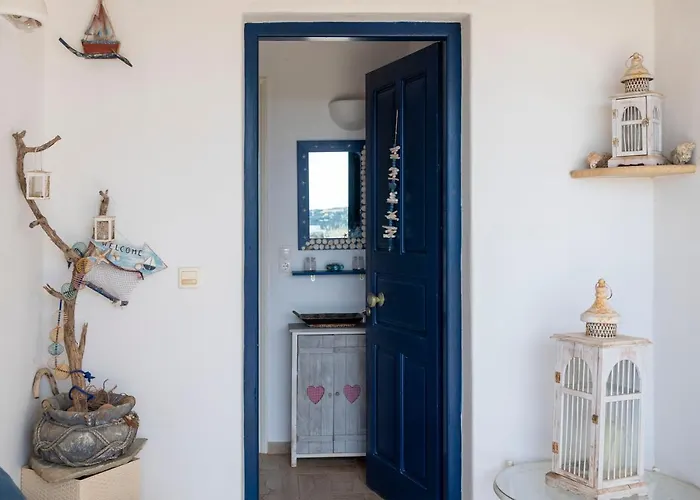 Cycladic In Парос