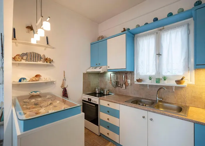 Cycladic In * Парос